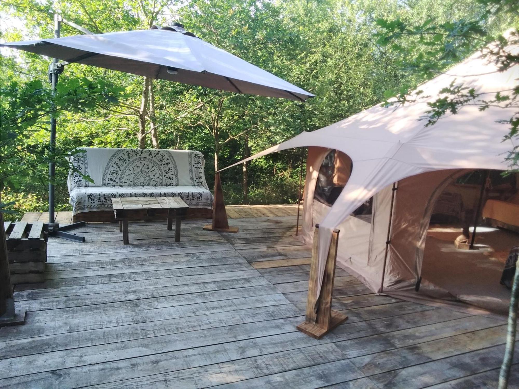 Tente Safari Lodge Dans Foret Luxuriante Vielle-Tursan Exteriör bild